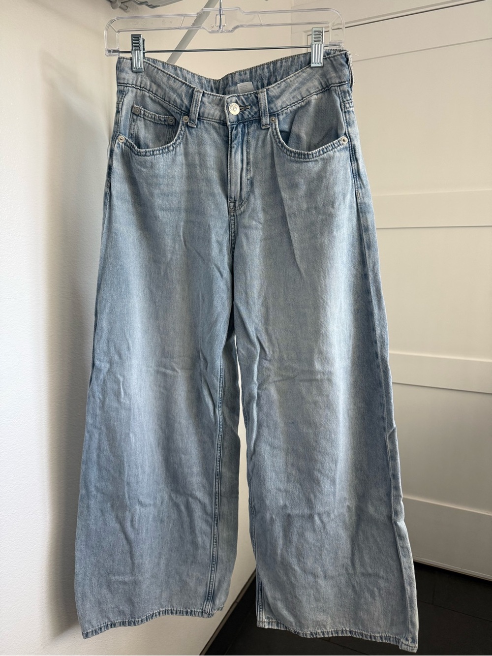 H&M Light Blue Wide-Leg High-Rise Jeans